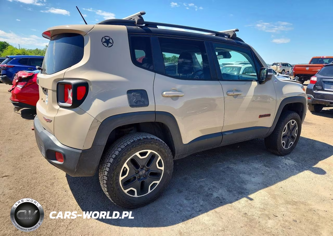 2016 Jeep Renegade Trailhawk VIN:ZACCJBCT9GPC80792 - 3