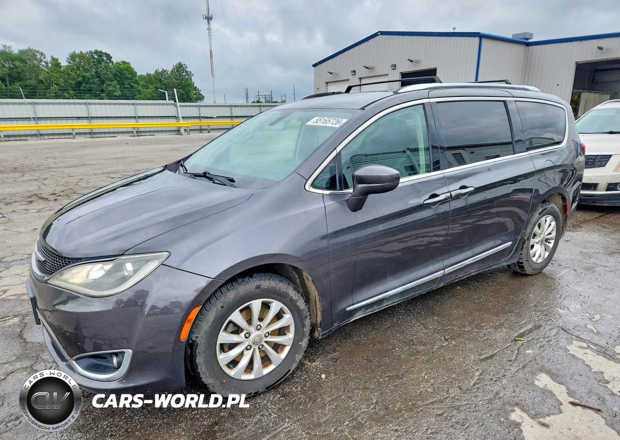 2018 Chrysler Pacifica Touring L – zdjęcie 1 z 13