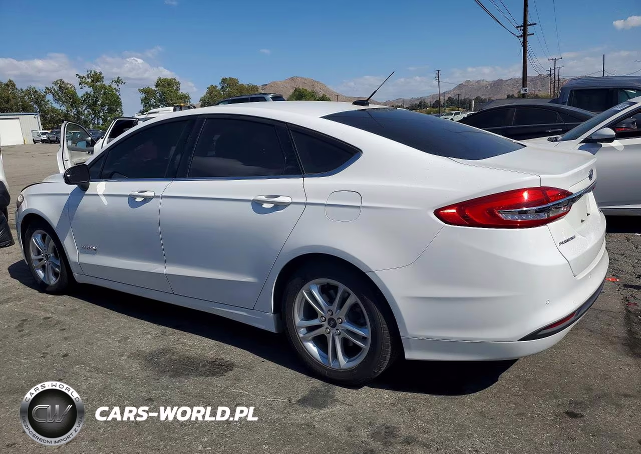 2018 Ford Fusion Se Hybrid VIN:3FA6P0LU4JR146879 - 2