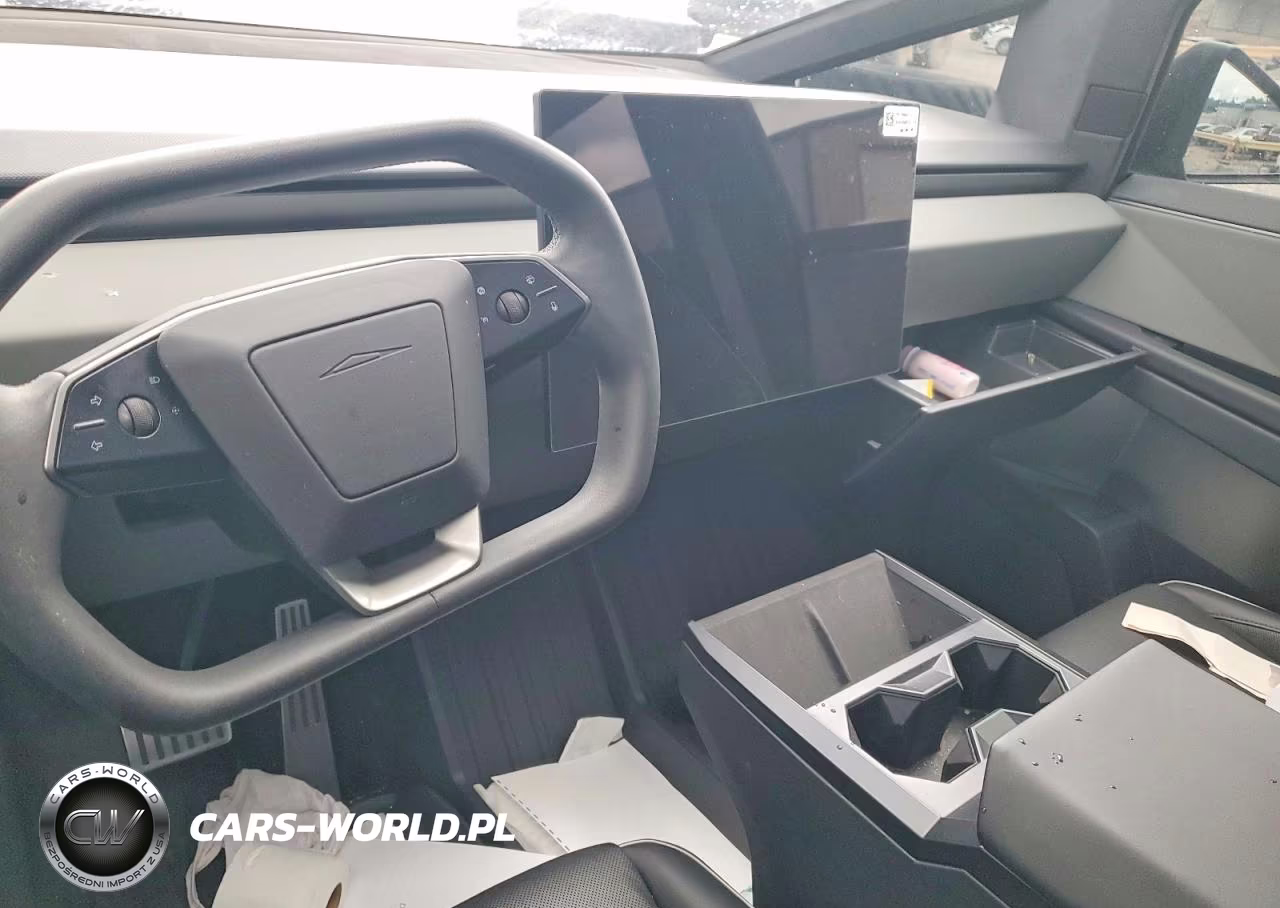 2025 Tesla Cybertruck VIN:7G2CEHED8SA061779 - 9