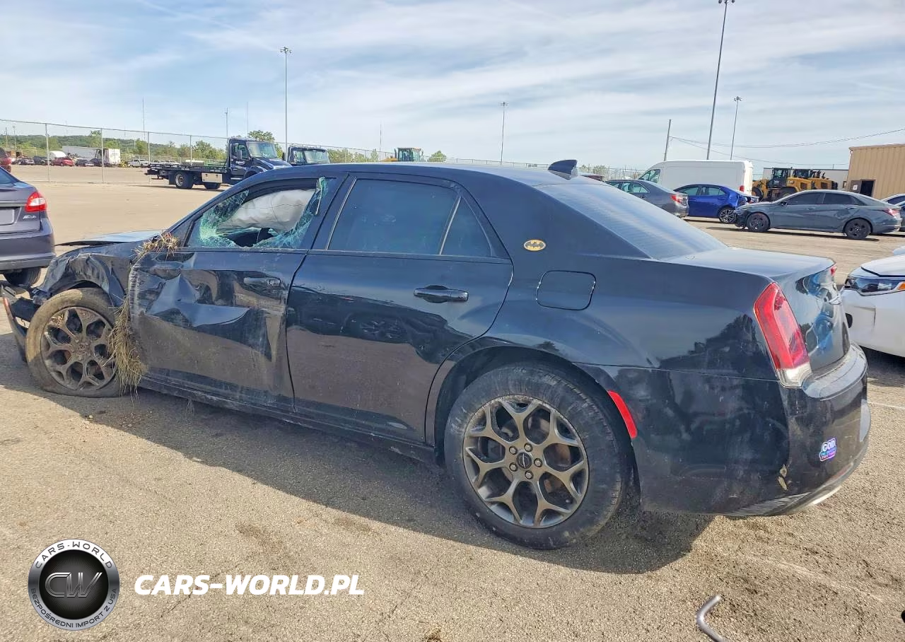 2015 Chrysler 300 S VIN:2C3CCAGG3FH892430 - 2