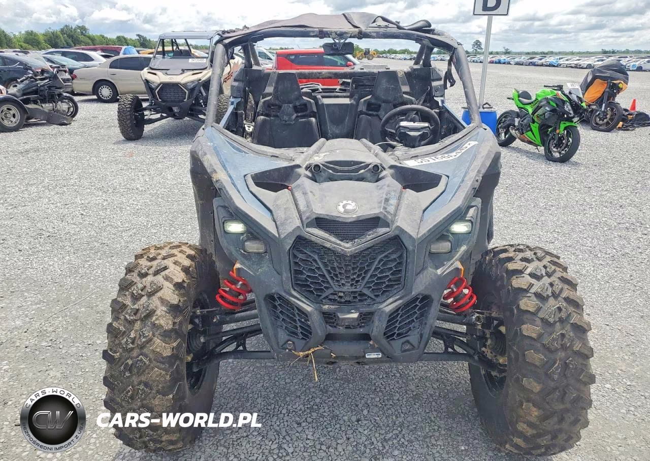 2026 Can-Am Maverick X3 Utility Vehicle VIN:3JBVGAY46TE003126 - 9