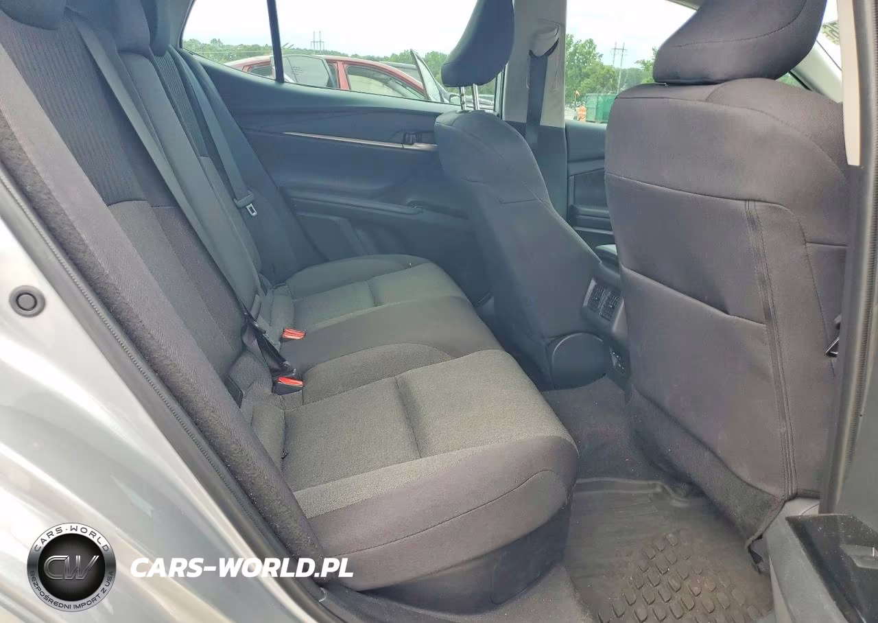 2025 Toyota Camry VIN:4T1DAACK8SU192129 - 10
