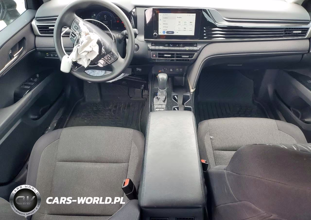 2025 Toyota Camry VIN:4T1DAACK8SU192129 - 8