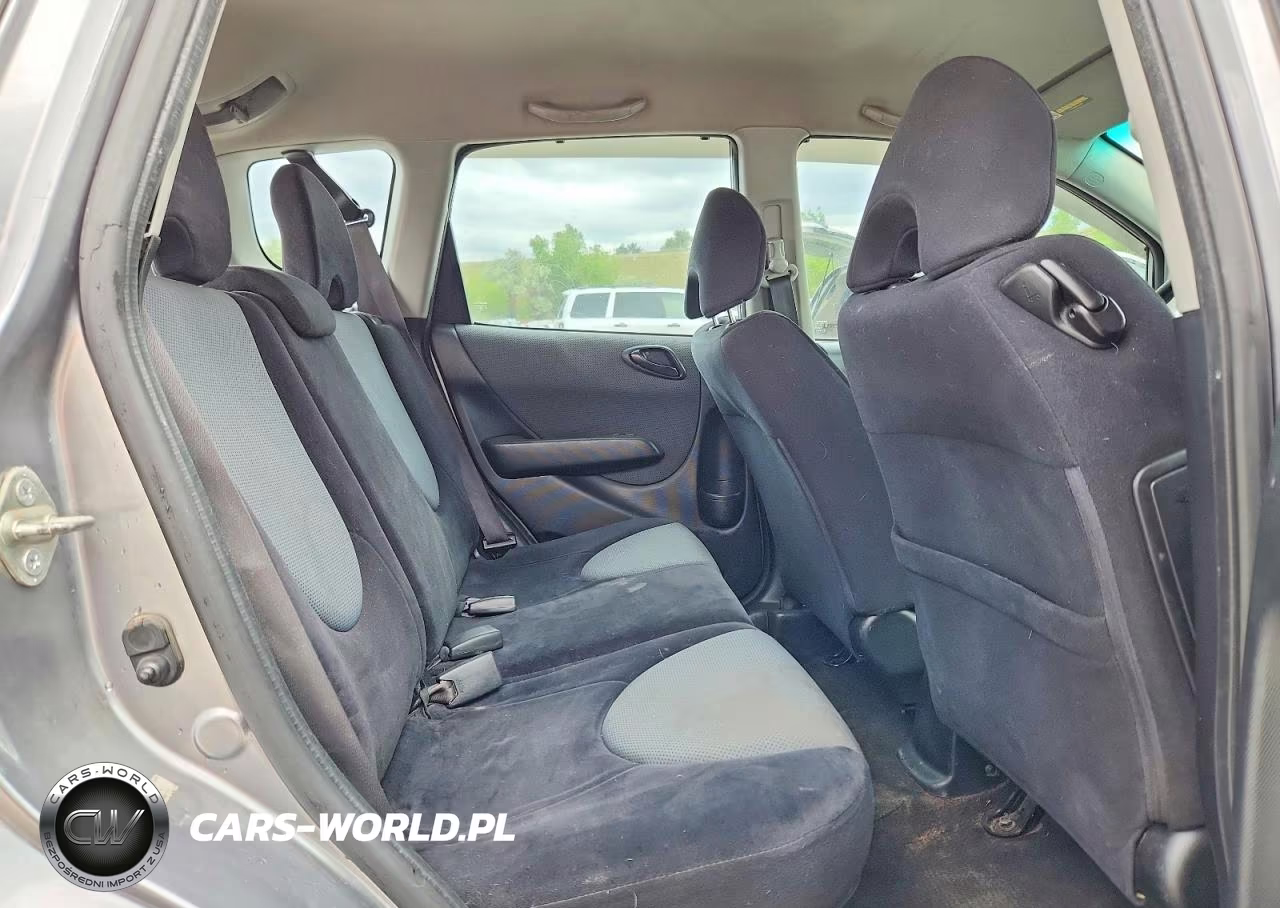 2008 Honda Fit Sport VIN:JHMGD38638S044747 - 10