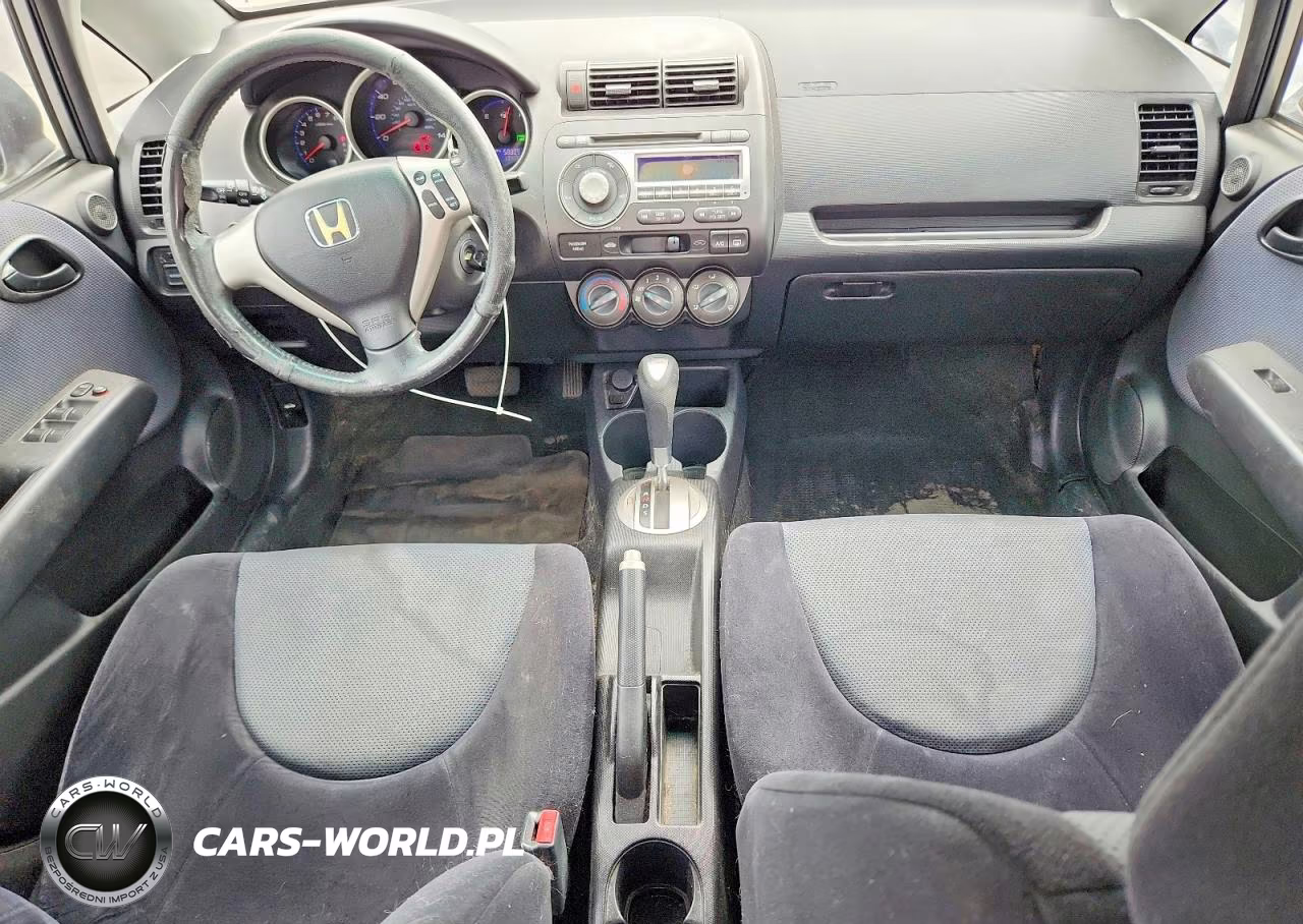 2008 Honda Fit Sport VIN:JHMGD38638S044747 - 8