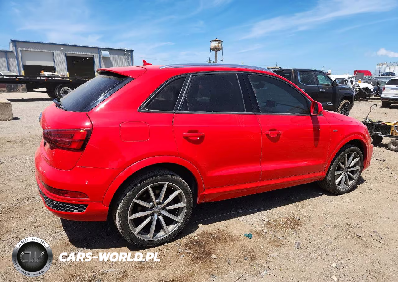 2018 Audi Q3 Premium VIN:WA1BCCFSXJR023688 - 3