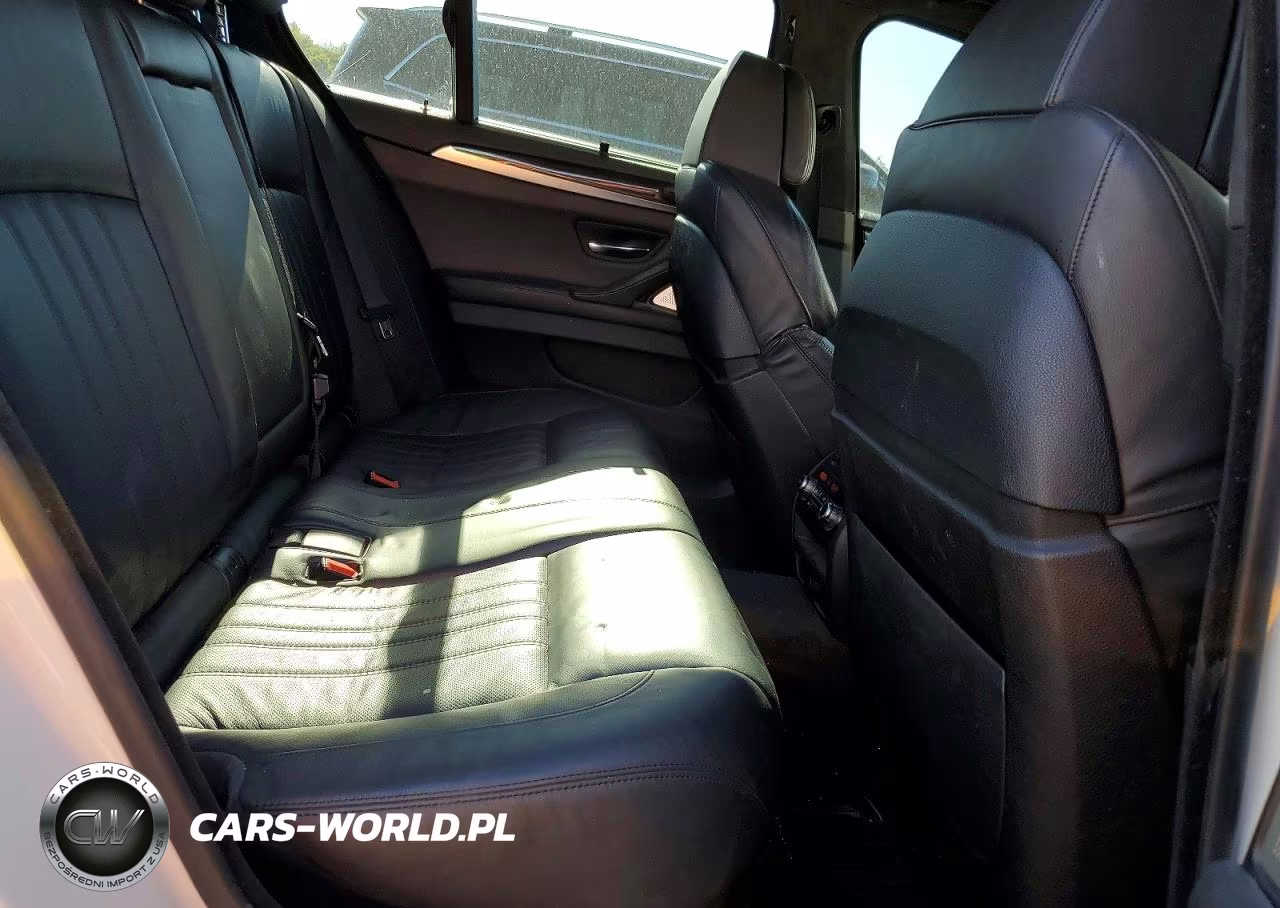2014 BMW M5 VIN:WBSFV9C59ED593292 - 10