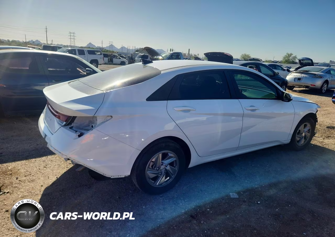 2025 Hyundai Elantra Se VIN:KMHLL4DG7SU864814 - 3