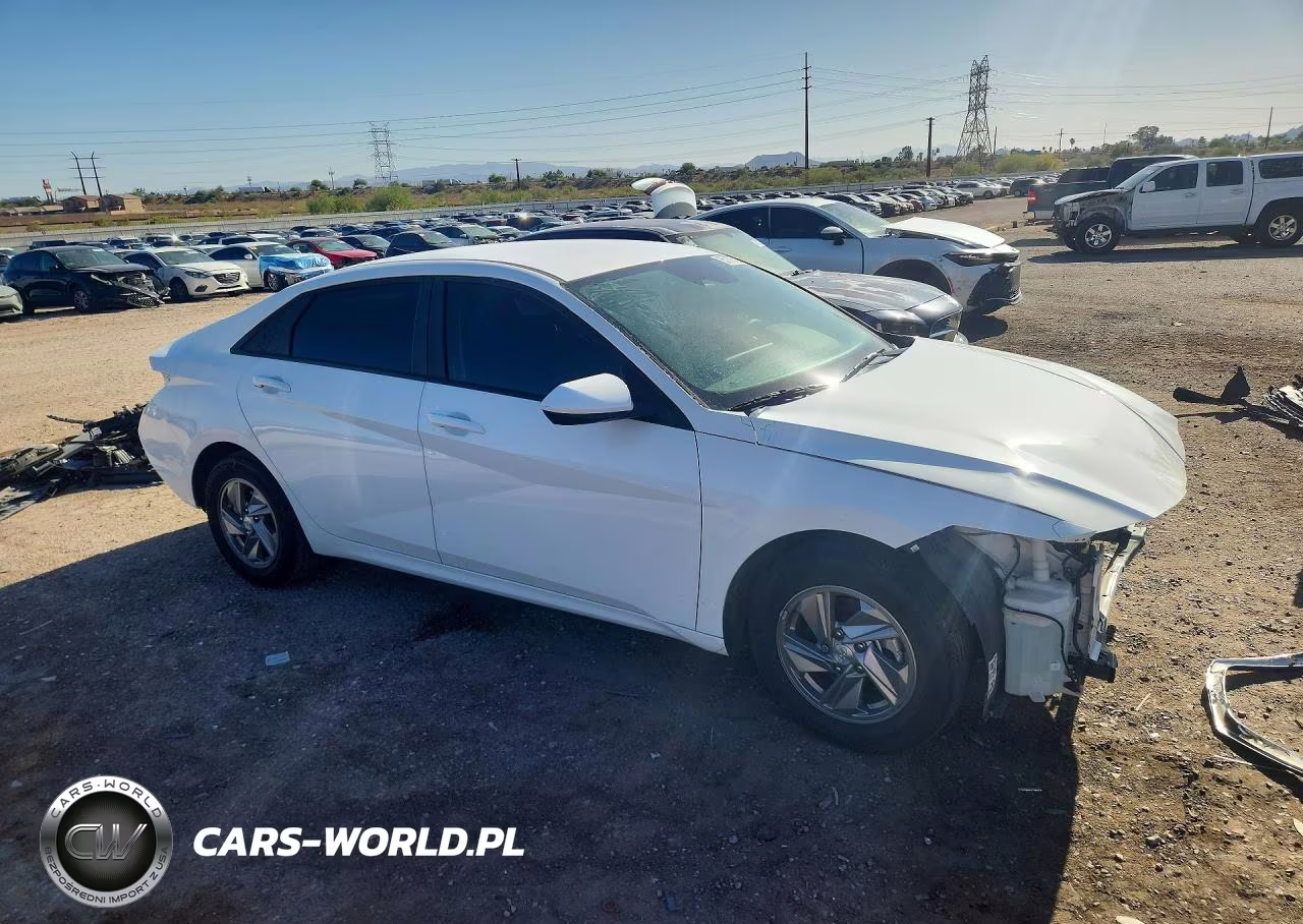 2025 Hyundai Elantra Se VIN:KMHLL4DG7SU864814 - 4