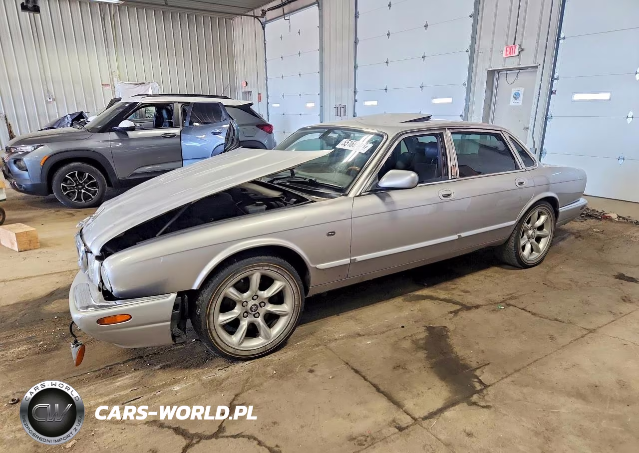 2000 Jaguar Xjr