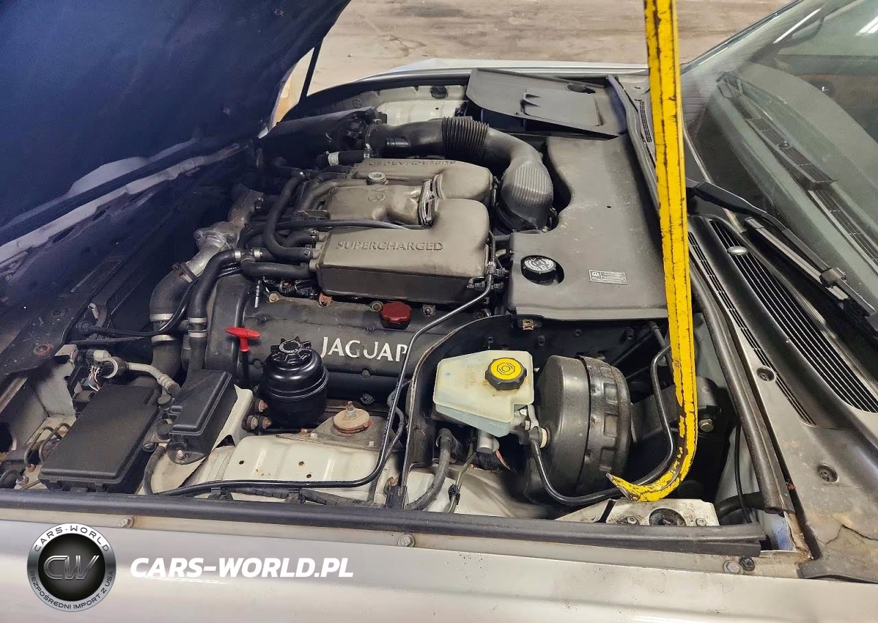 2000 Jaguar Xjr VIN:SAJDA15B9YMF18129 - 11