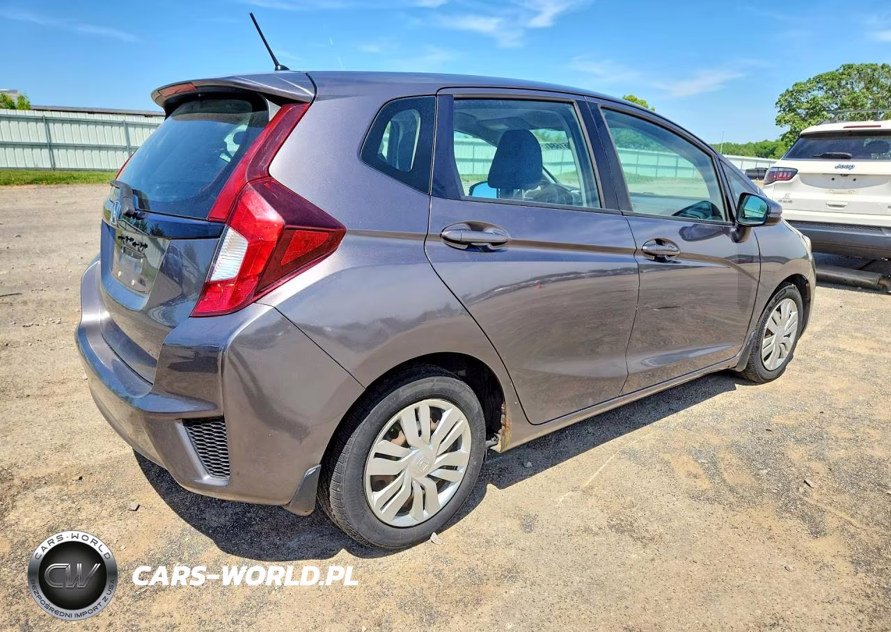 2015 Honda Fit Lx VIN:3HGGK5H51FM706343 - 3