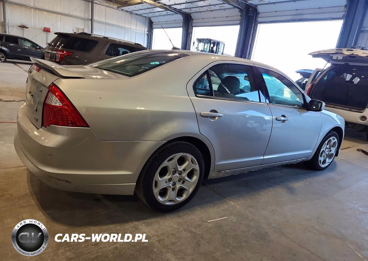 2010 Ford Fusion Se VIN:3FAHP0HG6AR420658 - 3