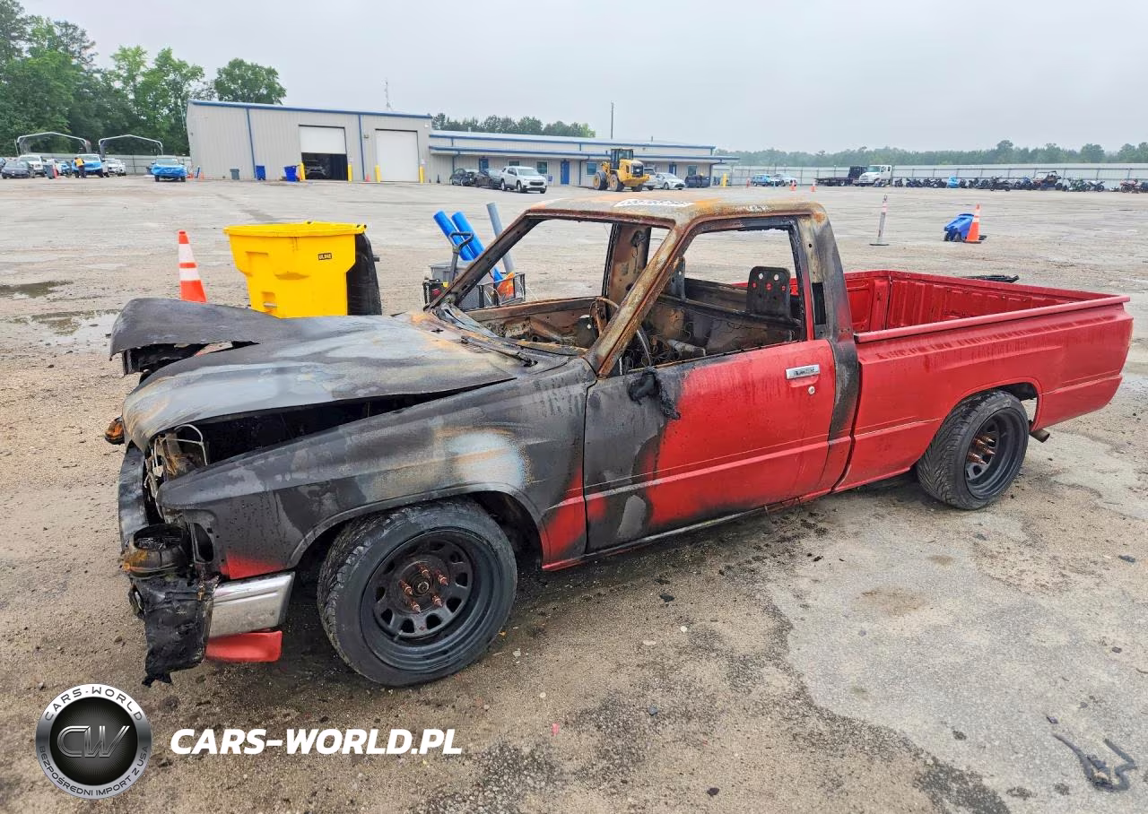 1987 Toyota Pickup Base