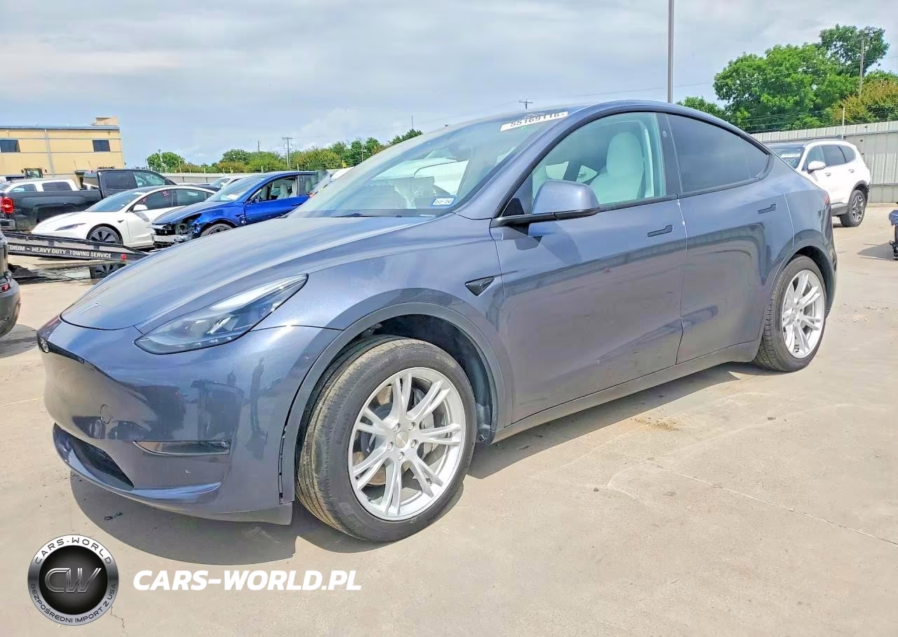 2023 Tesla Model Y – zdjęcie 1 z 12