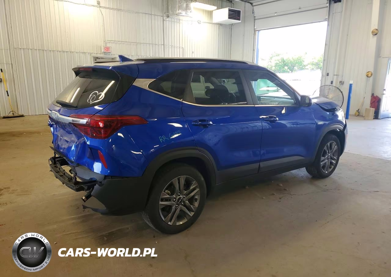 2023 Kia Seltos S VIN:KNDEUCAA4P7424219 - 3