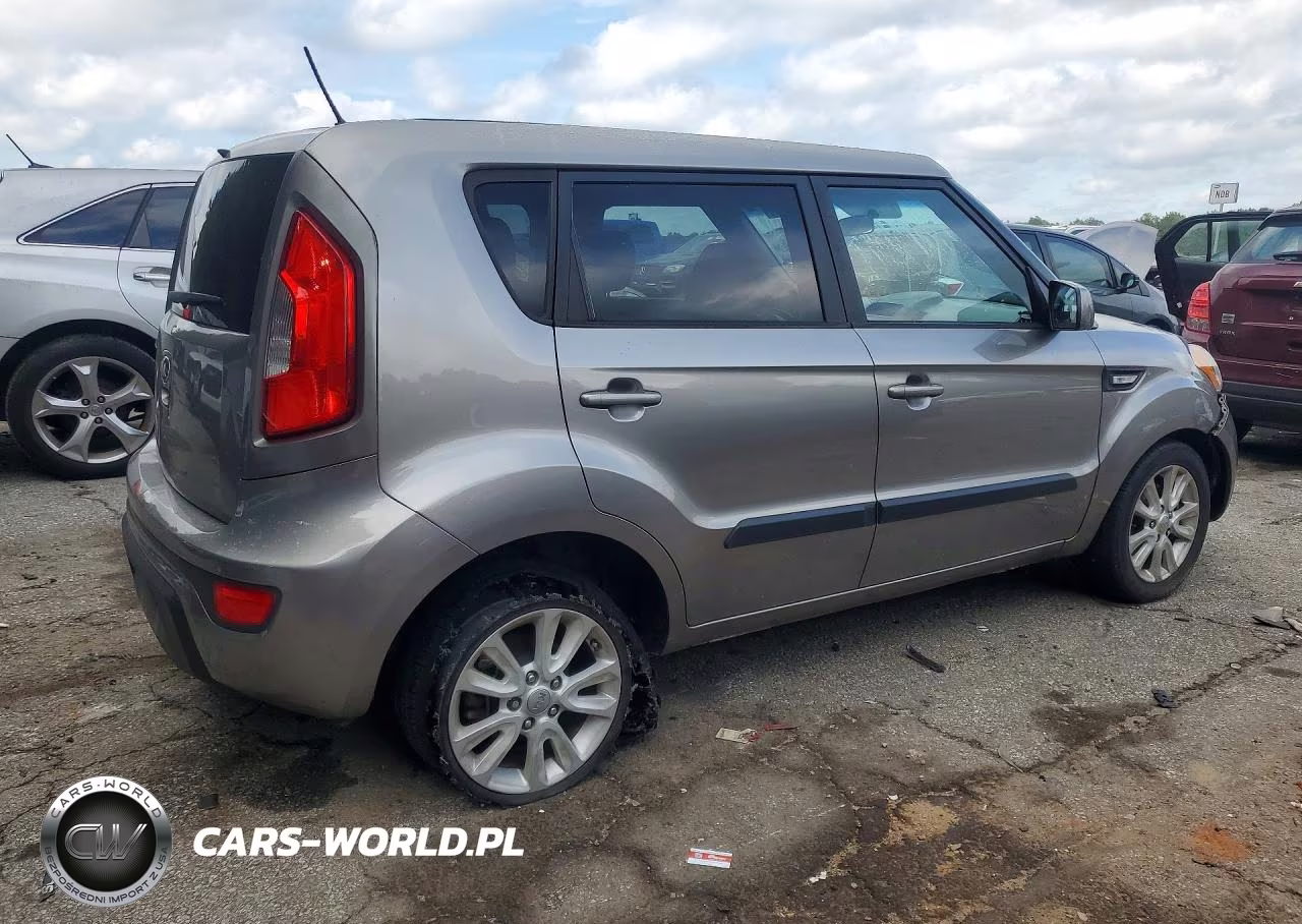 2013 Kia Soul Base VIN:KNDJT2A54D7609607 - 3