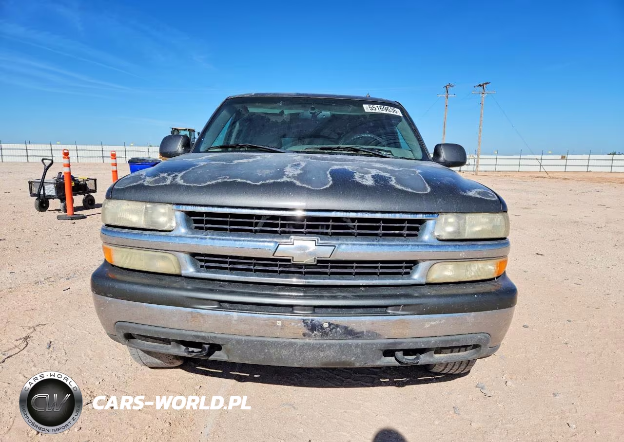 2002 Chevrolet Suburban VIN:1GNEC16Z62J120429 - 5