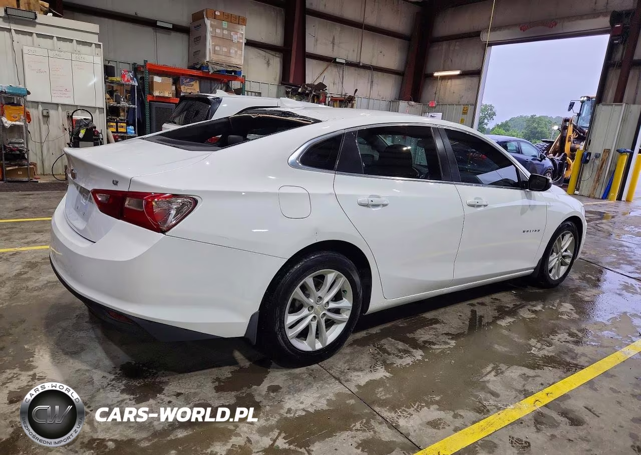 2017 Chevrolet Malibu Lt VIN:1G1ZE5ST1HF115415 - 3