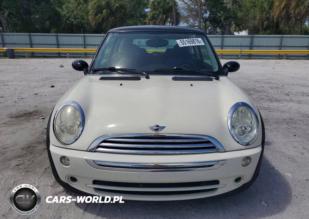 2005 Mini Cooper VIN:WMWRC33425TJ66215 - 5
