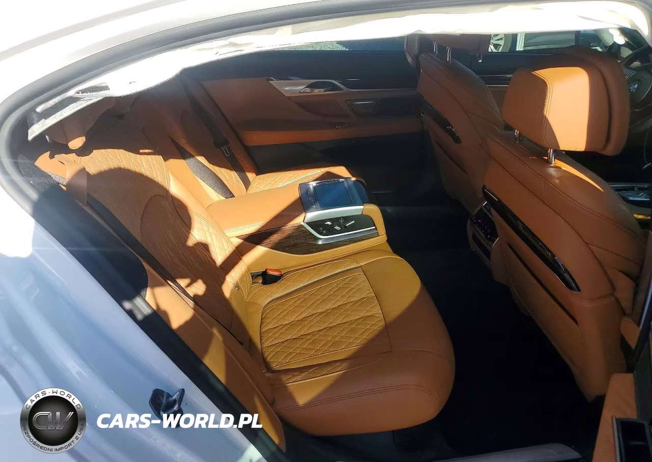 2021 BMW 750 Xi VIN:WBA7U2C00MCF14655 - 11