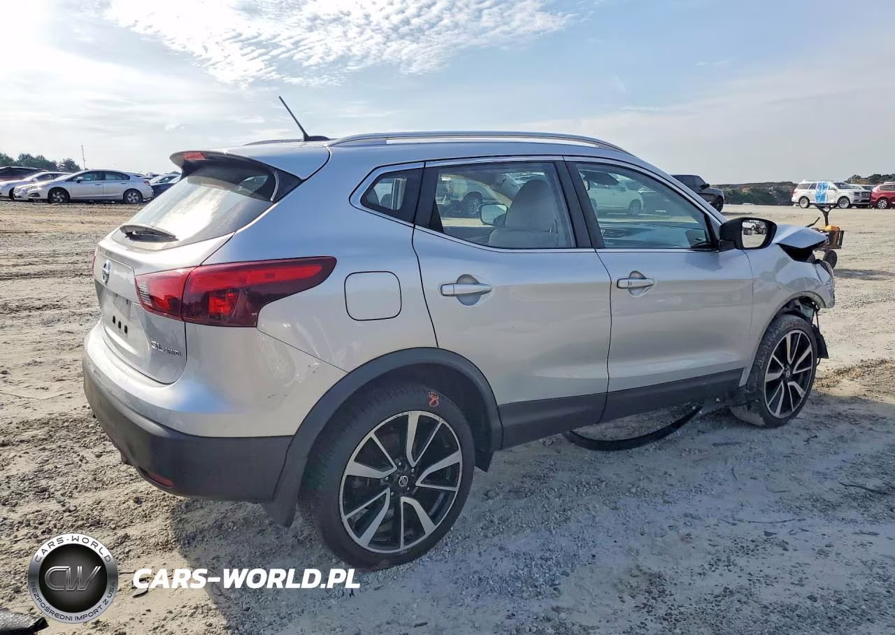 2018 Nissan Rogue Sport Sl VIN:JN1BJ1CR1JW600310 - 3