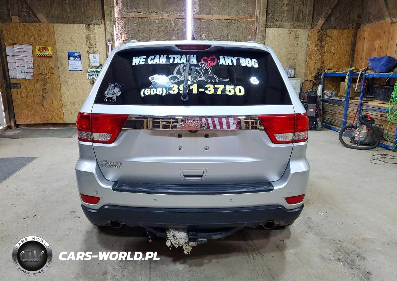 2012 Jeep Grand Cherokee Laredo VIN:1C4RJFAT2CC145575 - 6