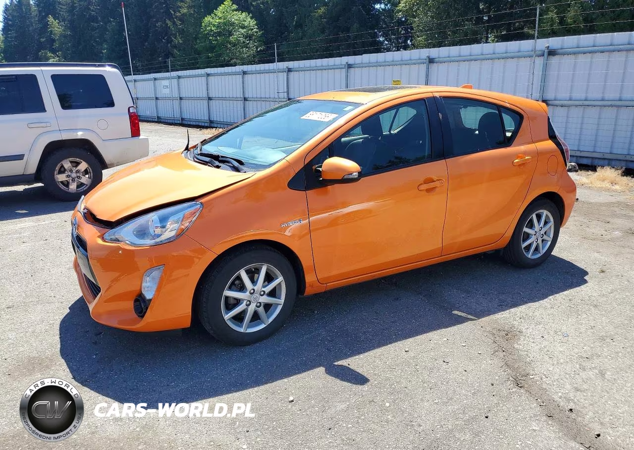 2015 Toyota Prius C Four – zdjęcie 1 z 13