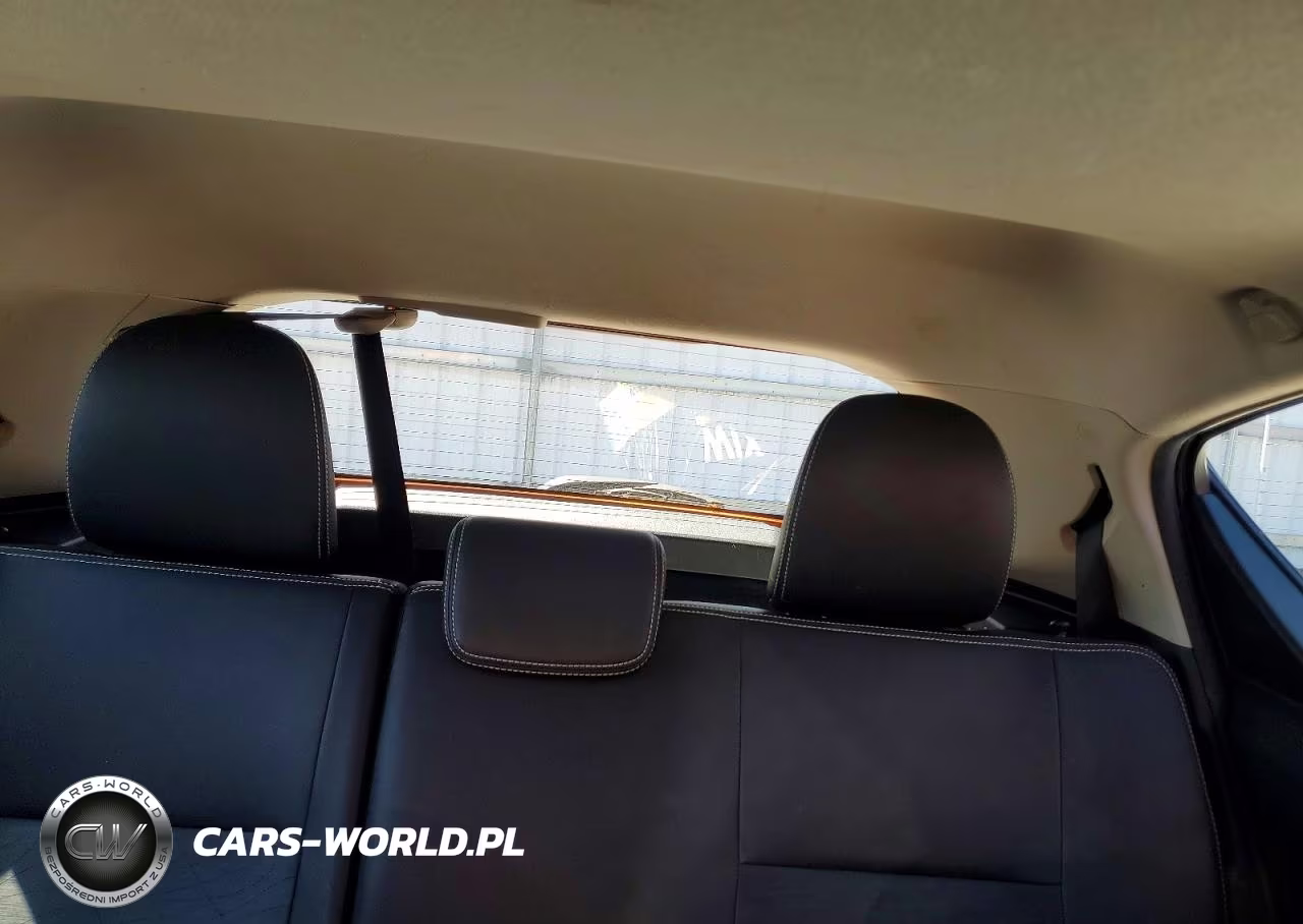 2015 Toyota Prius C Four VIN:JTDKDTB3XF1111406 - 10