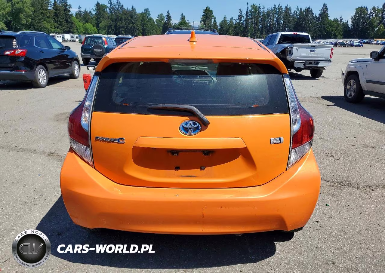 2015 Toyota Prius C Four VIN:JTDKDTB3XF1111406 - 6