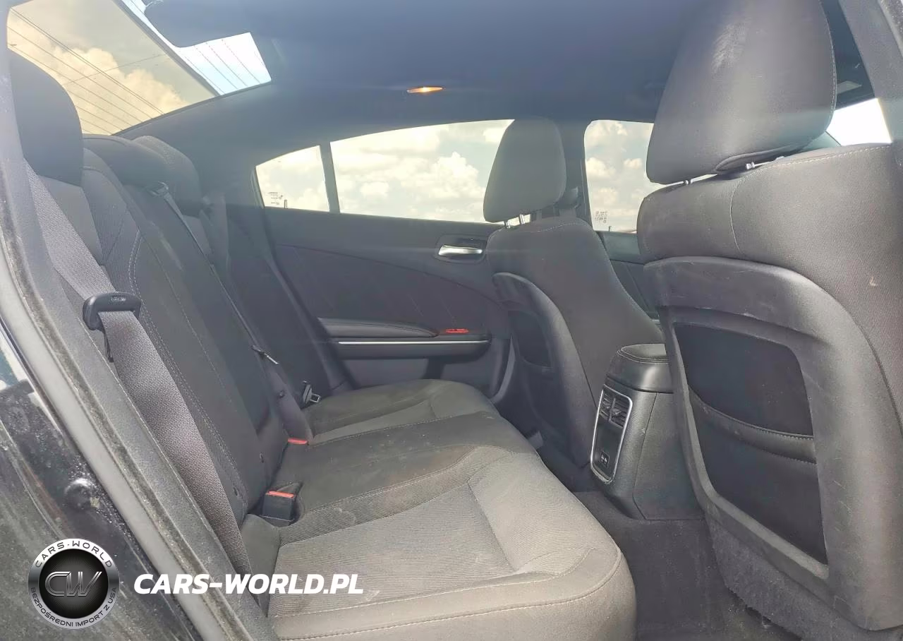 2019 Dodge Charger Sxt VIN:2C3CDXJG0KH653839 - 10