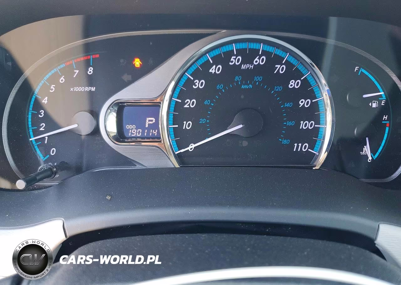 2014 Toyota Sienna Limited 7-Passenger VIN:5TDDK3DC8ES087829 - 9
