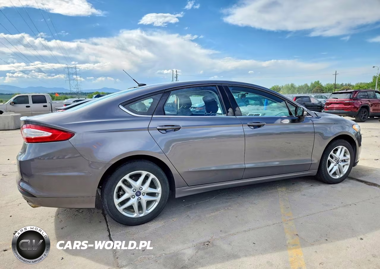 2014 Ford Fusion Se VIN:3FA6P0HDXER157688 - 3