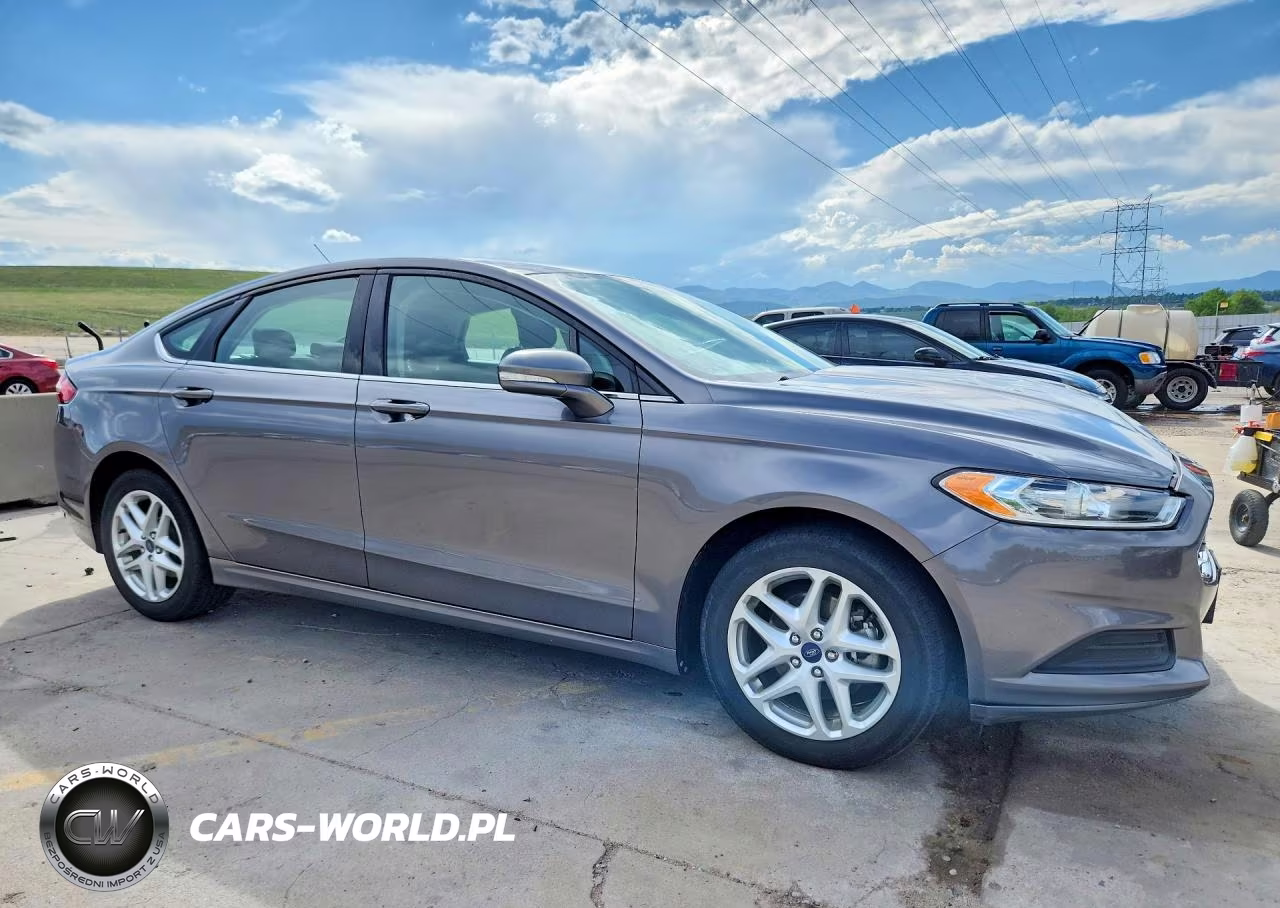 2014 Ford Fusion Se VIN:3FA6P0HDXER157688 - 4