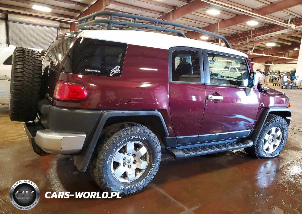 2007 Toyota Fj Cruiser Base VIN:JTEBU11F670067472 - 3