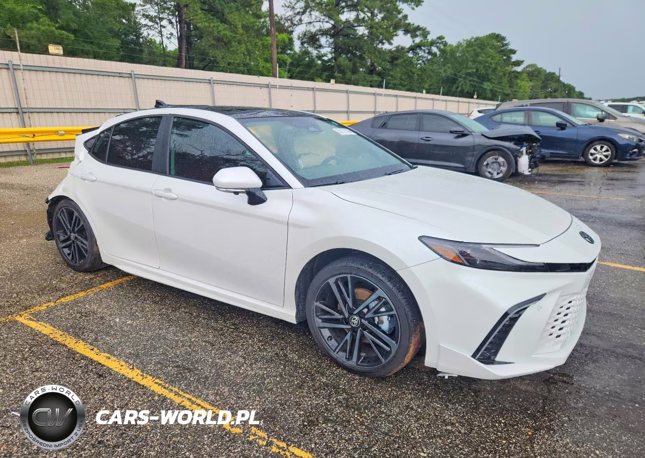 2026 Toyota Camry Xse VIN:4T1DAACK3TU275114 - 4