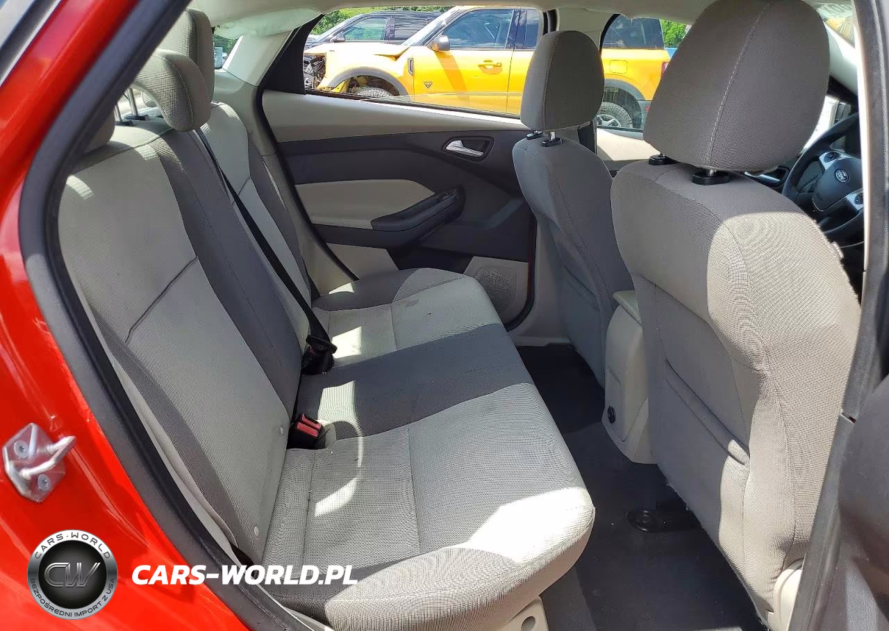 2014 Ford Focus Se VIN:1FADP3F26EL351496 - 10