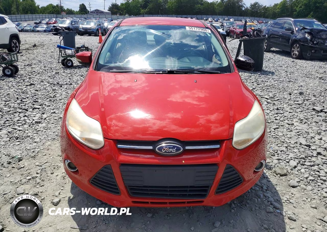 2014 Ford Focus Se VIN:1FADP3F26EL351496 - 5