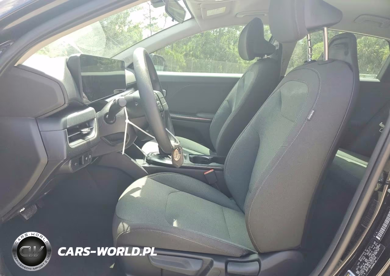 2025 Kia K4 Lxs VIN:3KPFT4DE1SE227609 - 7