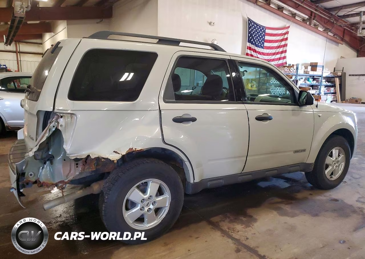 2008 Ford Escape Xlt VIN:1FMCU93178KA64445 - 3