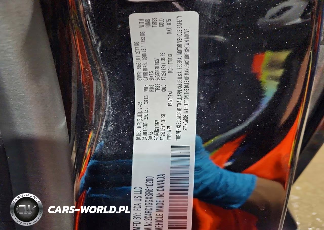 2025 Chrysler Pacifica Limited VIN:2C4RC1GGXSR610200 - 14