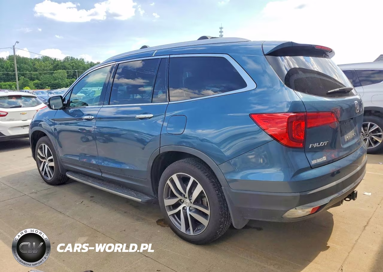 2018 Honda Pilot Touring VIN:5FNYF6H98JB010494 - 2