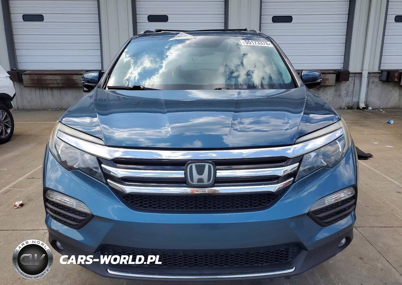 2018 Honda Pilot Touring VIN:5FNYF6H98JB010494 - 5
