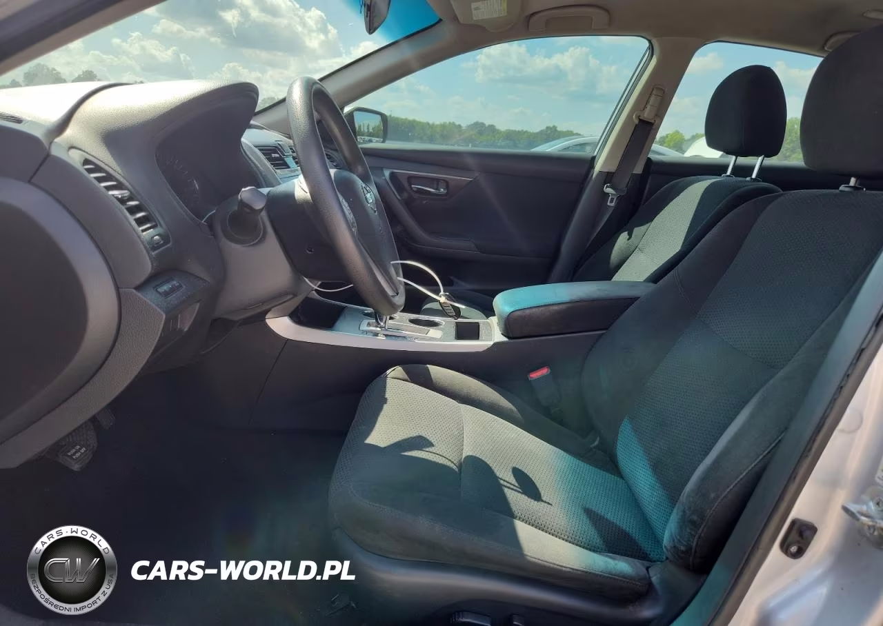 2015 Nissan Altima 2.5 S VIN:1N4AL3AP0FN374165 - 7