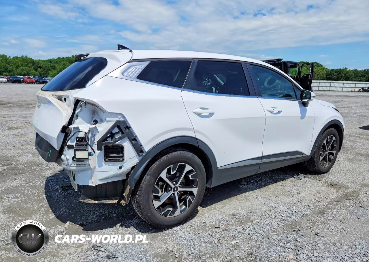 2023 Kia Sportage Ex VIN:5XYK33AFXPG015419 - 3