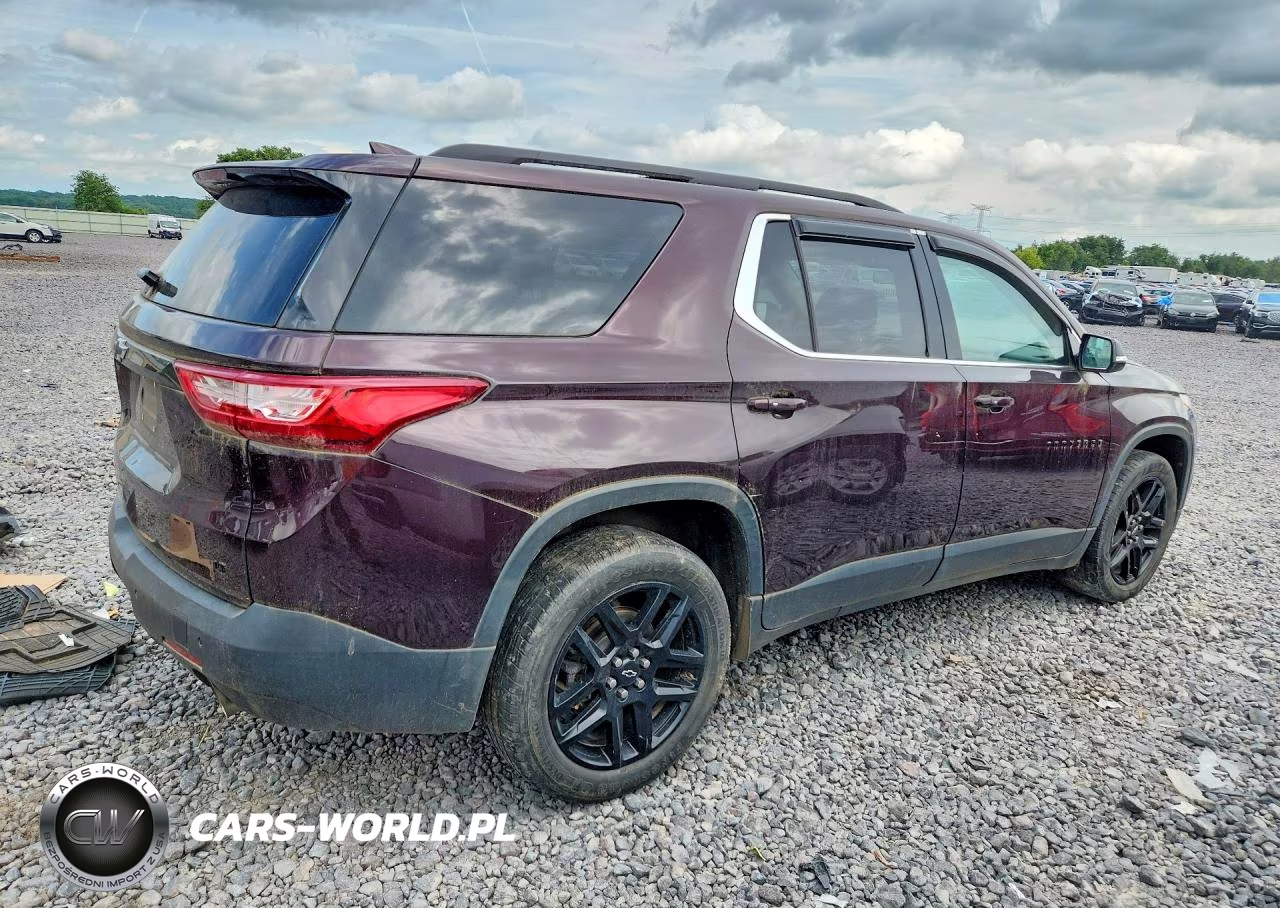 2019 Chevrolet Traverse Lt VIN:1GNERGKW8KJ196974 - 3