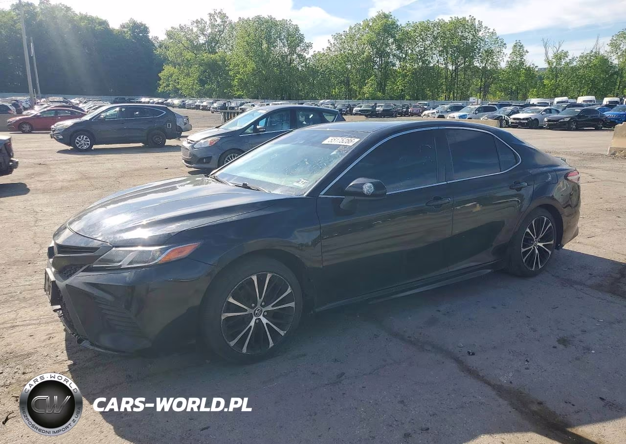 2019 Toyota Camry Se – zdjęcie 1 z 12
