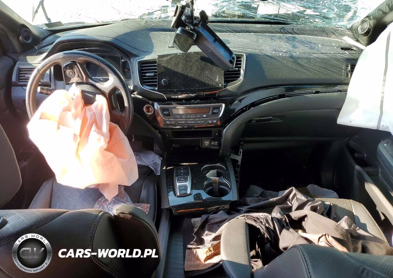 2020 Honda Passport Touring VIN:5FNYF8H94LB018560 - 8