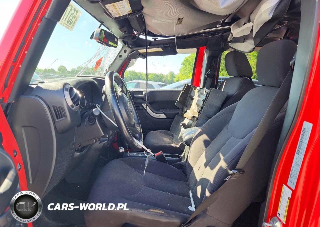 2015 Jeep Wrangler Unlimited Sport VIN:1C4BJWDG3FL503111 - 7